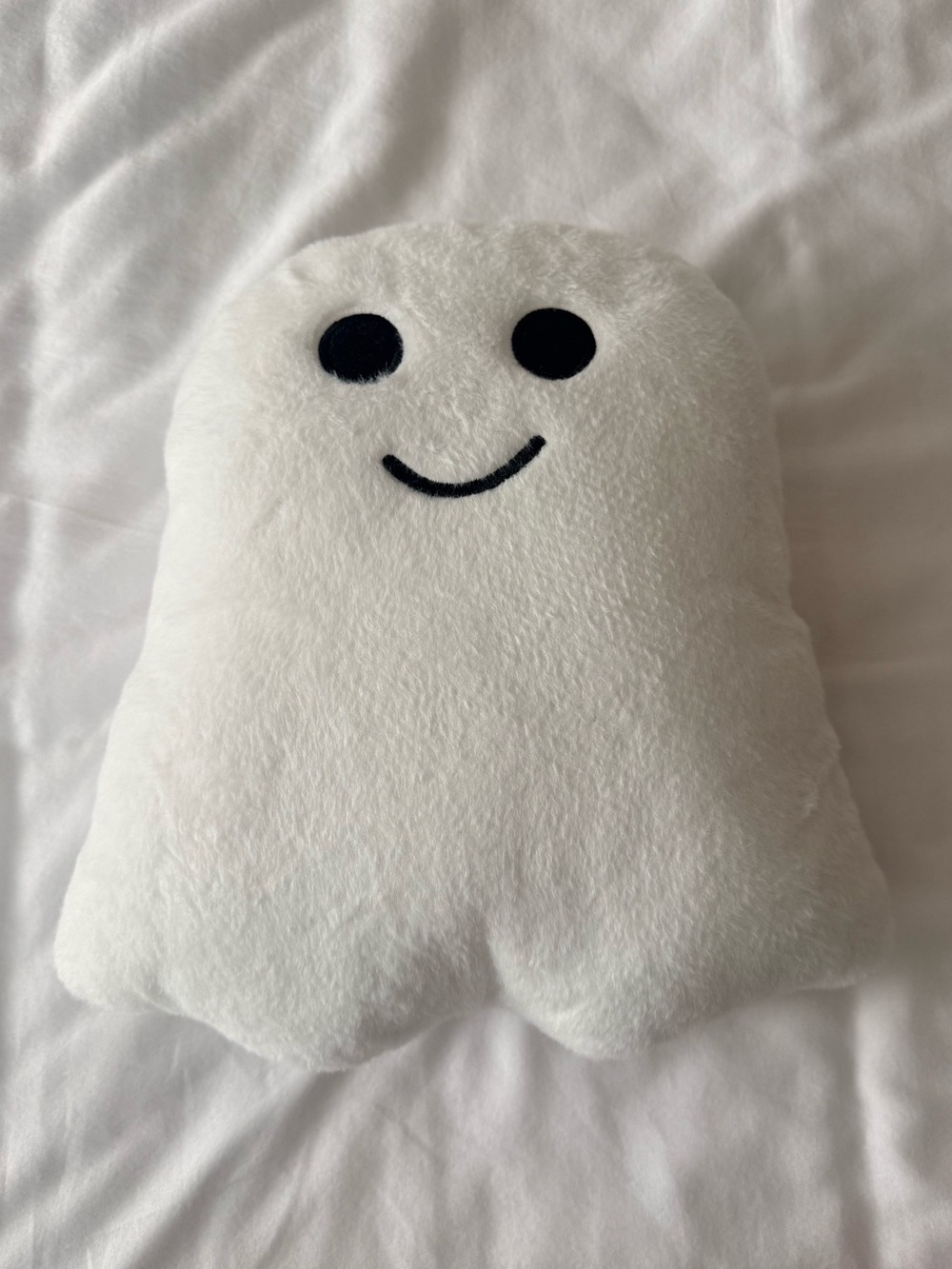 Smiling Halloween Ghost Pillow